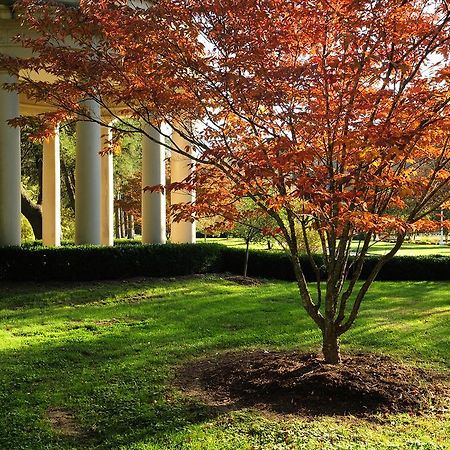 West Baden Springs Hotel フレンチ・リック エクステリア 写真