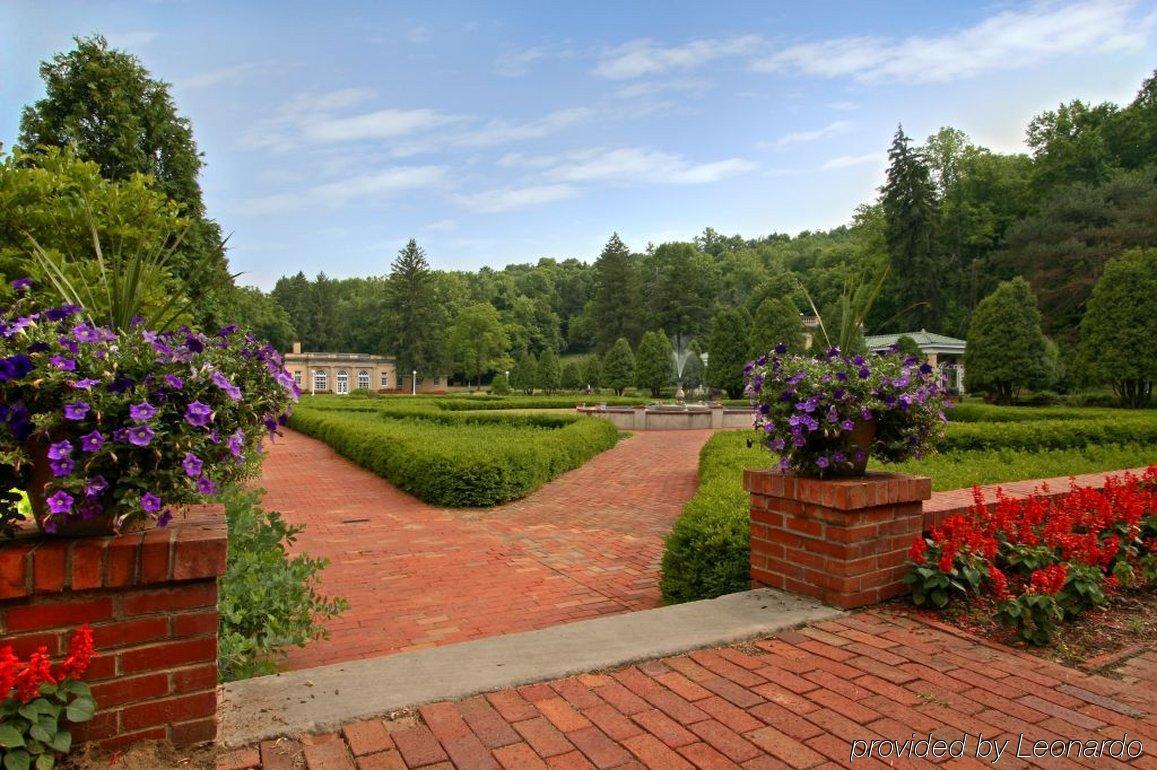 West Baden Springs Hotel フレンチ・リック エクステリア 写真