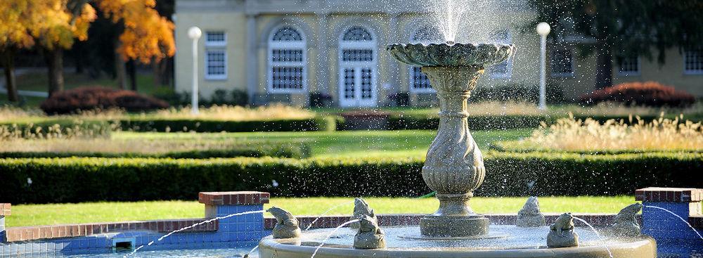 West Baden Springs Hotel フレンチ・リック エクステリア 写真