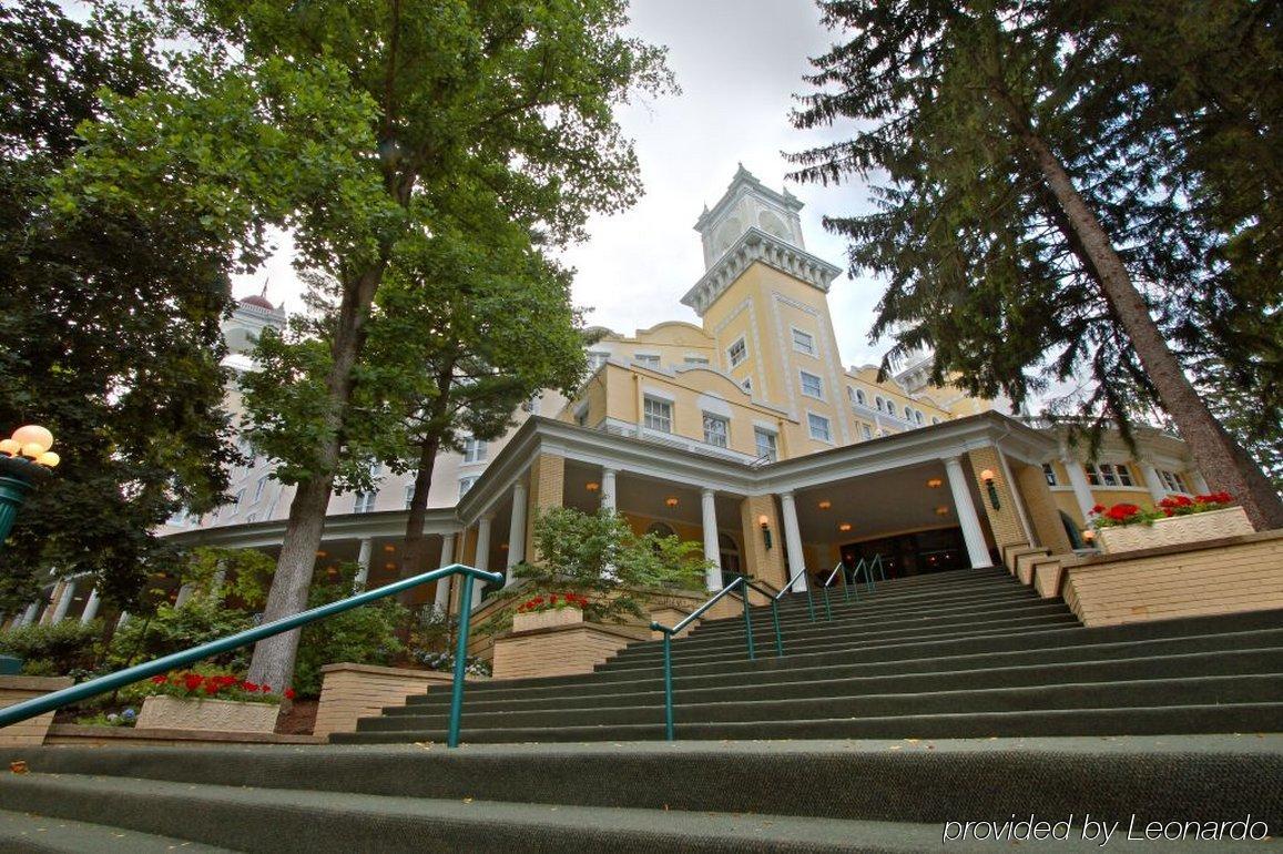 West Baden Springs Hotel フレンチ・リック 設備 写真