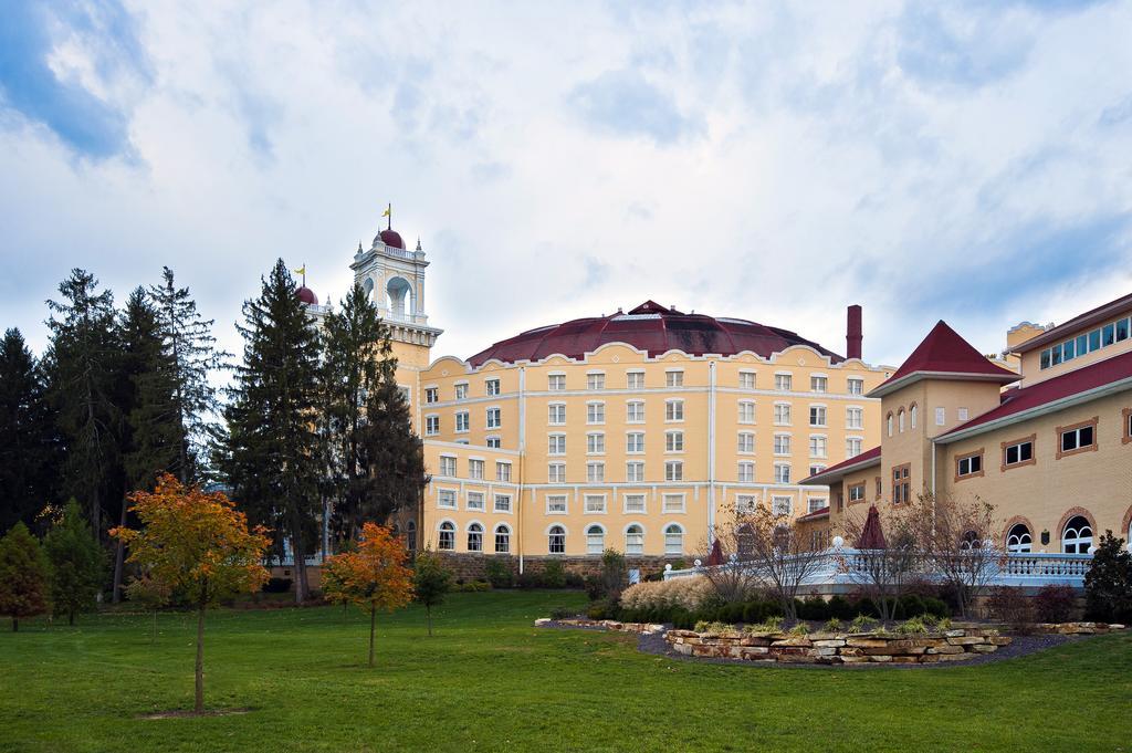 West Baden Springs Hotel フレンチ・リック エクステリア 写真