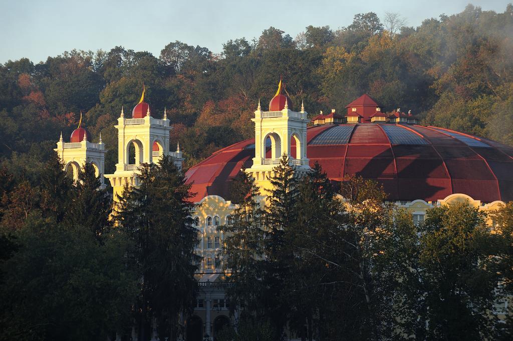 West Baden Springs Hotel フレンチ・リック エクステリア 写真