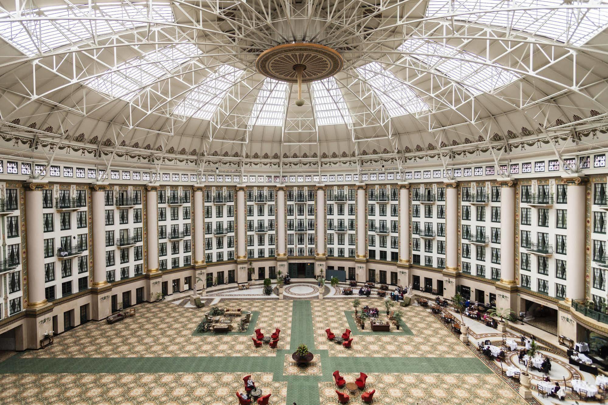 West Baden Springs Hotel フレンチ・リック エクステリア 写真